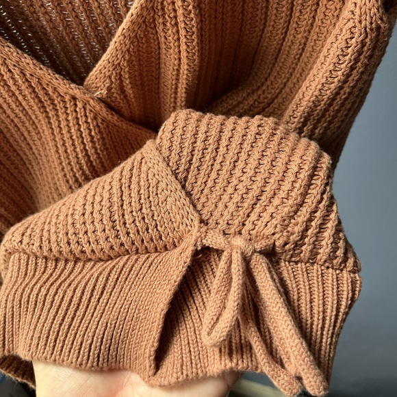 Tan Crochet Wrap Tank - Picture 3 of 4